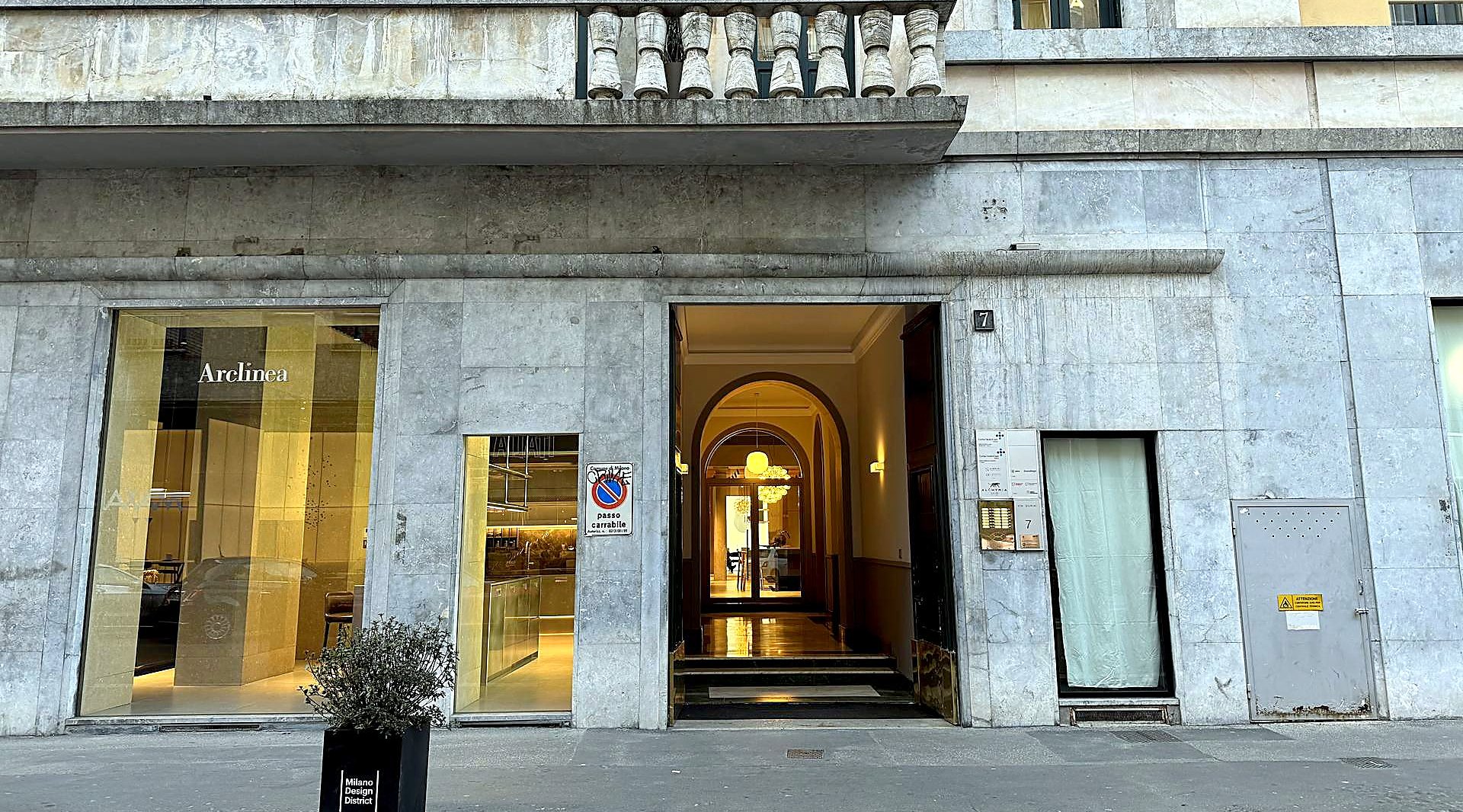 The entrance of the Unicollege study centre in Via Durini, Milan